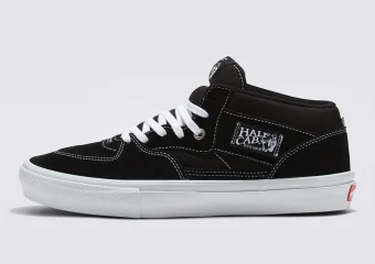 TÊNIS VANS  SKATE HALF CAB BLACK WHITE